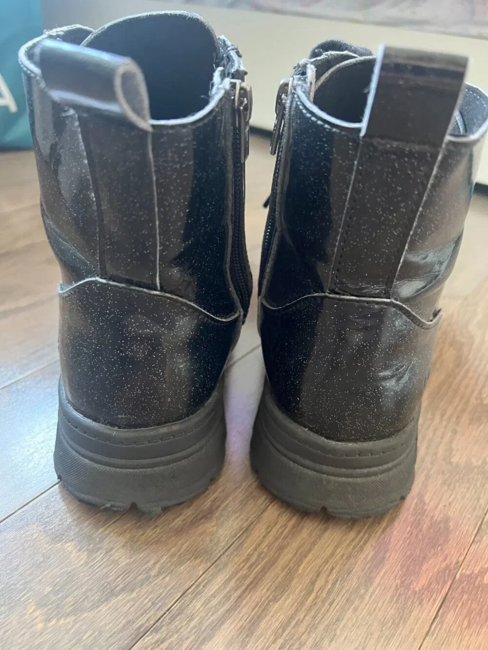 UGG authentic kids
